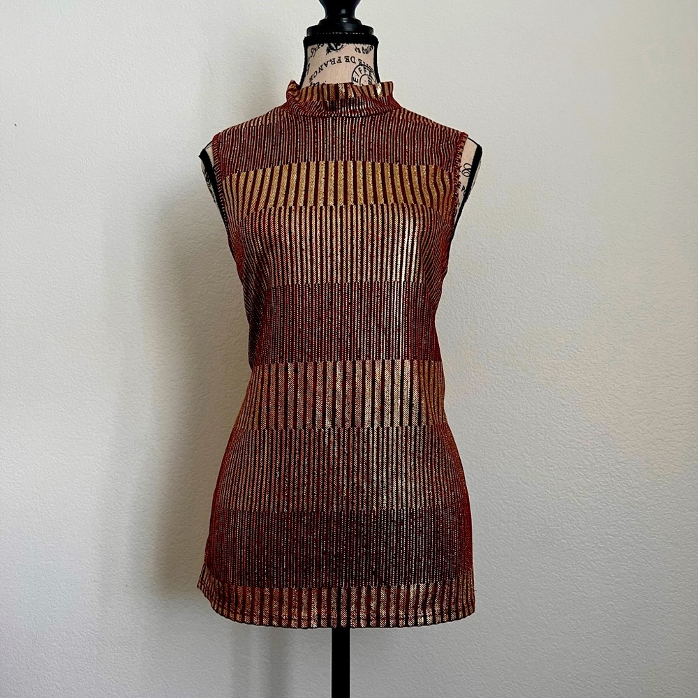 Espresso Top!  ⭐️💋 Red and gold sheer 💋⭐️